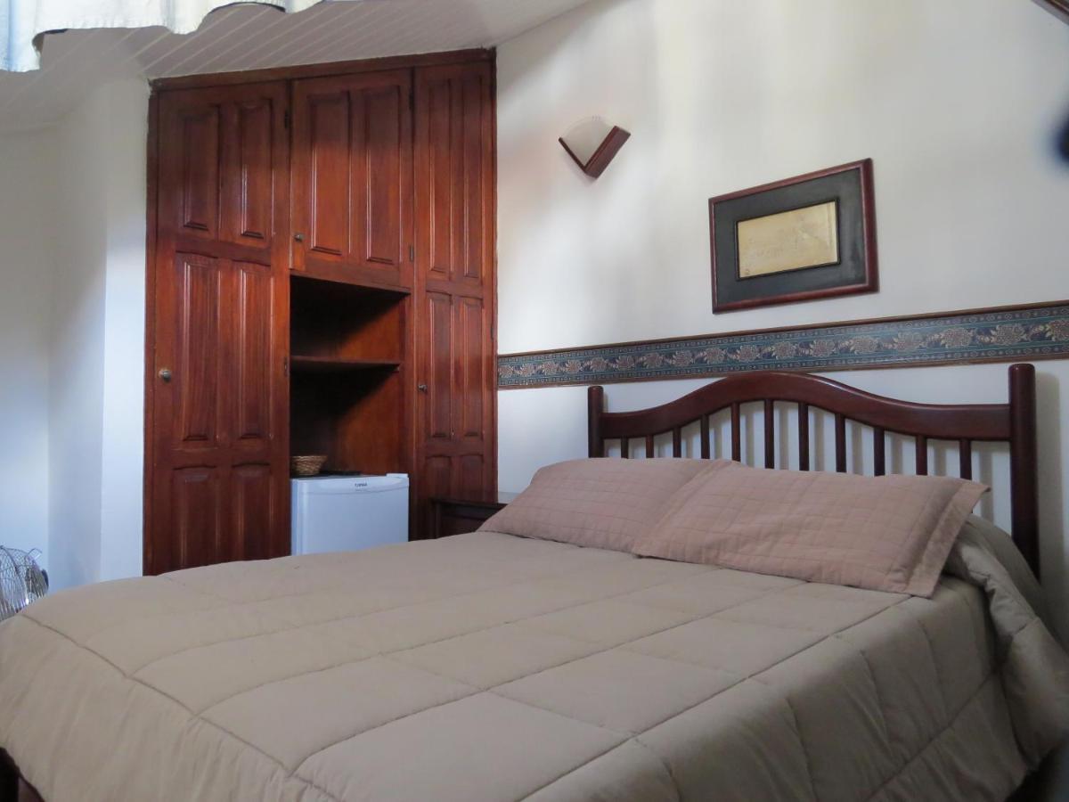 Hotel Colonial